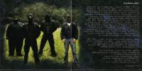 Aus dem Booklet des Albums „Wut“ der Band Bloodshed: Uwe Menzel, „Hermann“, Daniel Horn und Martin Rollberg (v.l.n.r.) – die Band grüßt alle „Kleinzellen“ und „Widerstandsnester“