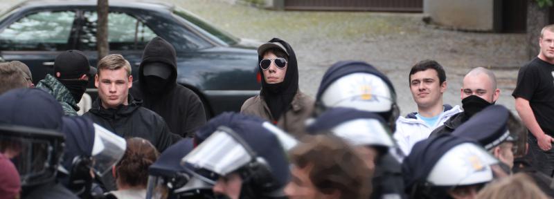 Marius Geiger provoziert antifaschistische Kundgebungstour im Mai 2014 im Landkreis Esslingen