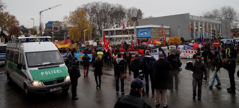 17. Demo stellt sich auf