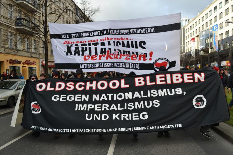 Hochtransparent LL-Demo 2014: Kapitalismus kürzen