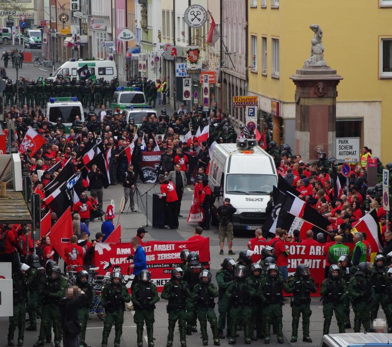 Nazikundgebung am 01.05.2013 in Würzburg