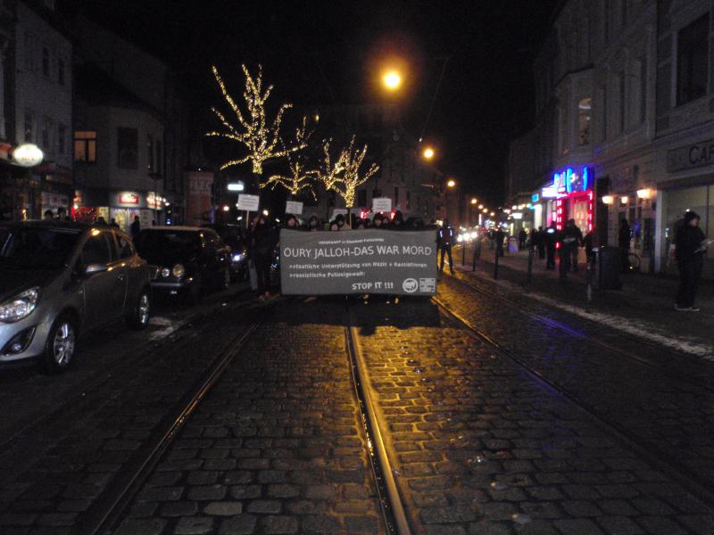 Vom Ziegenmarkt in die Innenstadt via Weihnachtsmarkt