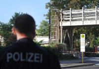 S-Bahnhof Ostkreuz in Berlin: In dieser Kabelbrücke hat es am Montagmorgen gebrannt  Foto: DPA