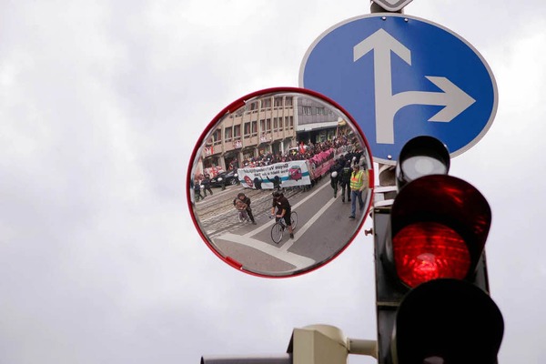 kommando rhino bleibt in freiburg! freiräume verteidigen!