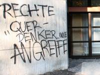 Rechte "Querdenker_innen" angreifen