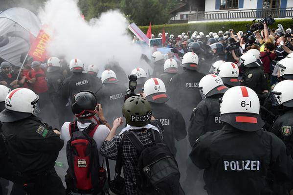 Polizeiangriff auf der Großdemo am Samstag