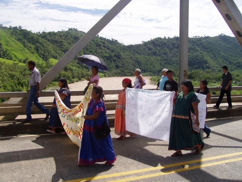 El rio que quieren restañar