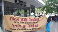 Fähren statt Frontex!Antifaschist*innen setzen klares Zeichen gegen rassistische Kundgebung