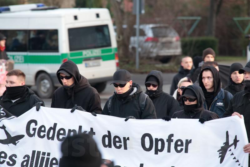 Sascha Teichmann (Mitte) in Magdeburg Copyright: Christian Jäger (Boeseraltermann)