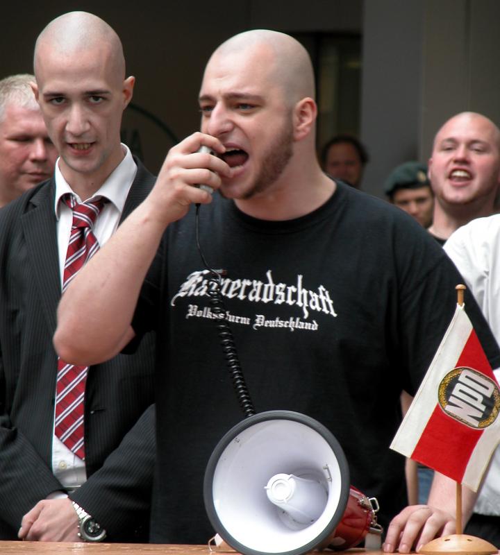 Politisches Umfeld vom Ewers-Clan: Philippe Bodewig und Dennis Bruglemans am 09.06.2011 (Foto: NRW-Rechtsaußen