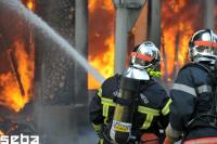 Als das Hotel in Flammen stand befand sich kein Mensch mehr darin. Es wurde zuvor evakuiert.