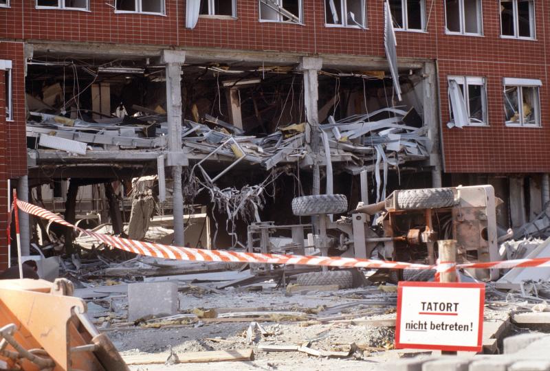 Für alles gibt es eine Lösung, JVA Weiterstadt 1993