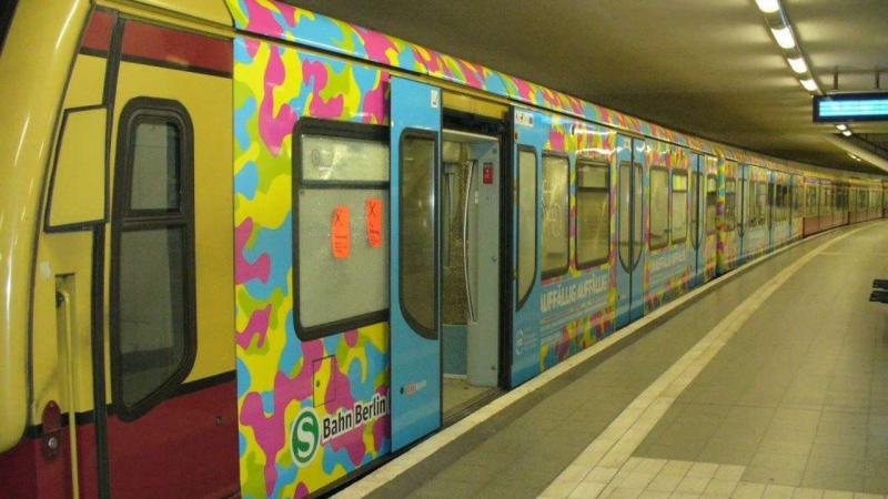 Zwischen den Bahnhöfen Gesundbrunnen und Hennigsdorf fand die Tat statt