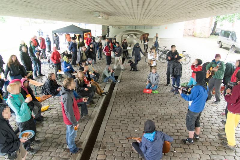 Konzert unter der Stühlinger Brücke