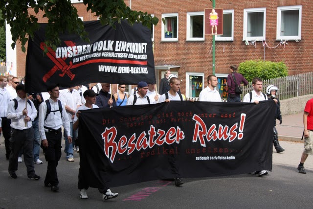 15. August 2010, Bad Nenn­dorf, Nie­der­sachsen - Aufmarsch Freie Kräfte