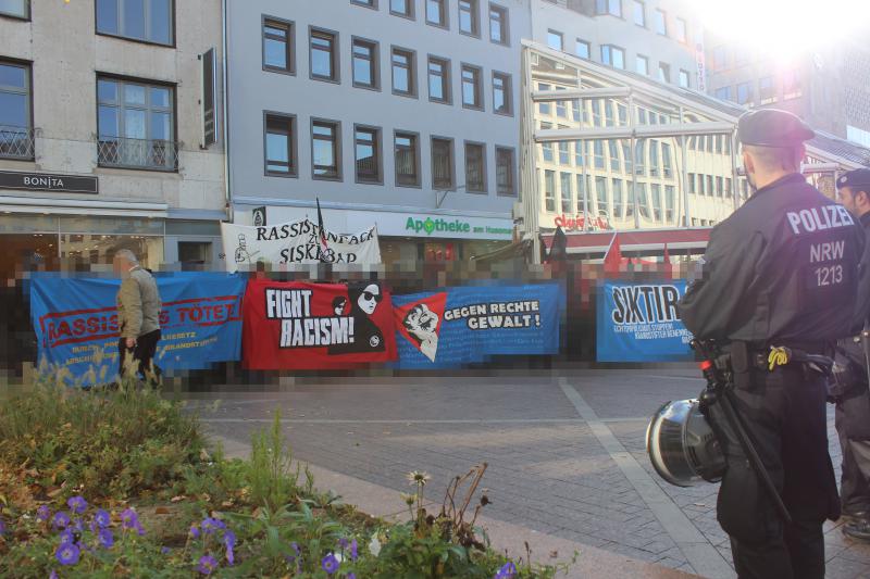 Die Transparente - Antifa Demo in Bochum 31.10.2015