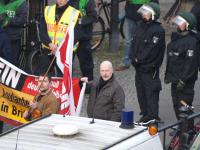 NPD vor dem Rathaus Neukölln - 1