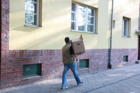 So in Lichtenberg, Neukölln und Tempelhof. Durchsucht wurden Wohnungen von der rechten Szene angehörenden Personen.