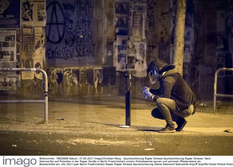 Spurensicherung in der Rigaer Straße, 27.5.2017, Berlin