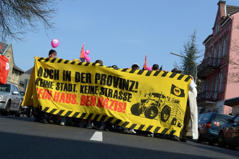 Demo gegen das "Braune Haus"