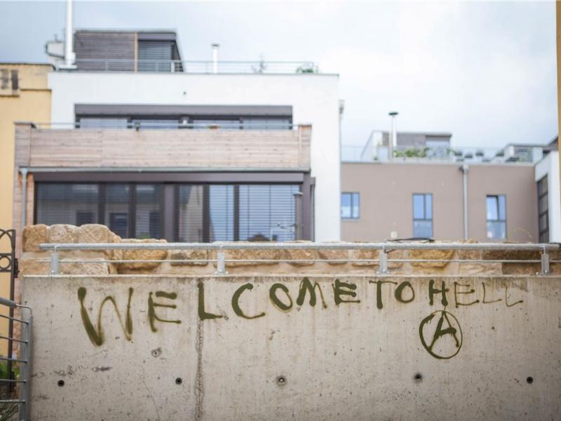 Vor allem Neubauten sind den Tätern ein Dorn im Auge.