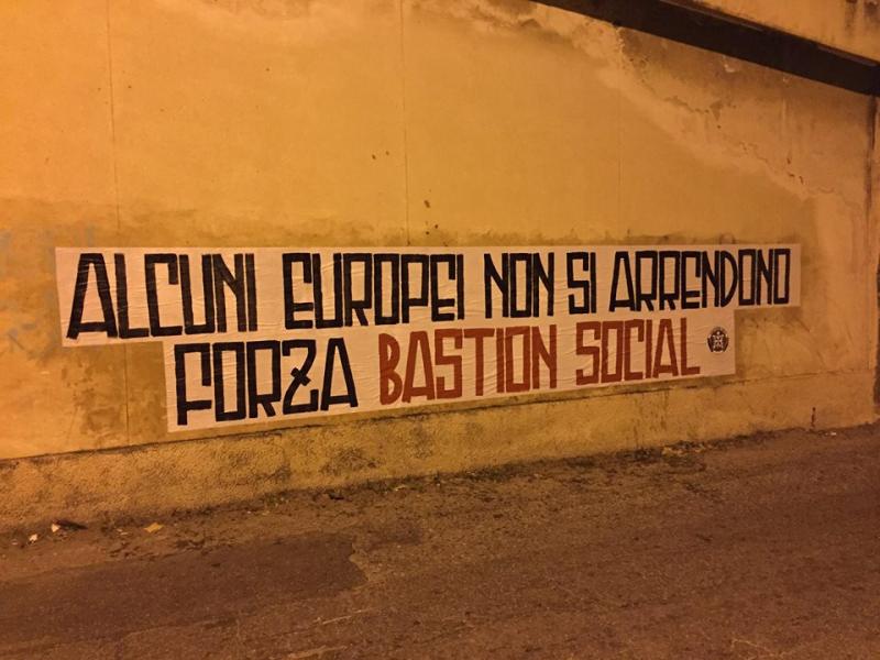 CasaPound - Solidaritätsbanner für das Bastion Social in Lyon