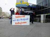 Solidarität mit den Neupack-Kolleg_innen - 1