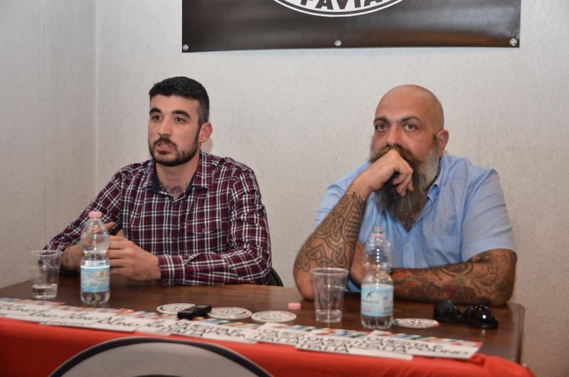 Iacopo Merlini und Gianluca Iannone bei der Einweihung von "Il Pendolo" am 09.05.2015 in Pavia