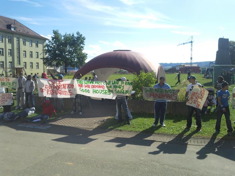 Protest beim Blümlesfest