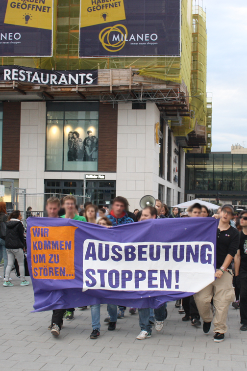 Spontandemo nach dem Aktionstheater