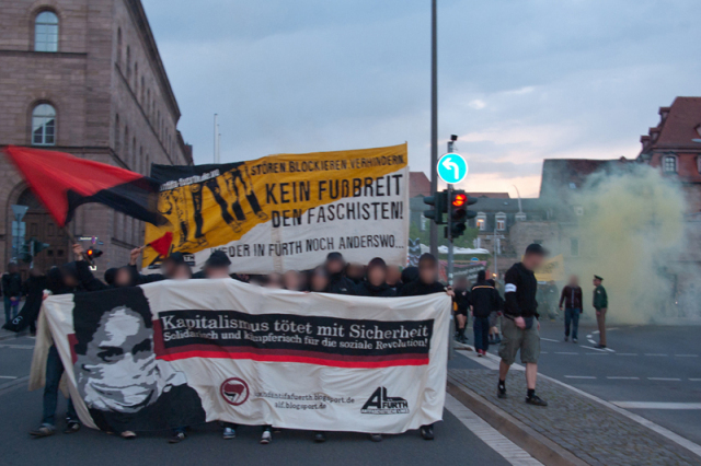 Vorabenddemo 2011 min Fürth