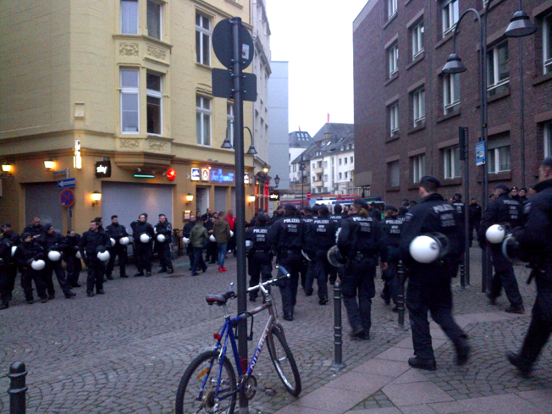 Köln: Tausende auf Demo gegen Sexismus und Rassismus 15