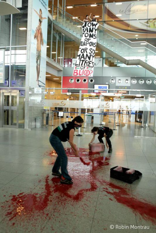 Feminist group LilithS creates blood bath in Liège airport 2