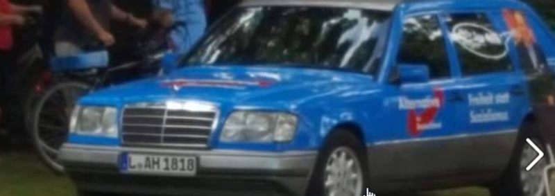 Das Auto der AfD stand am Wochenende auf dem Schönauer Parkfest in Leipzig-Grünau