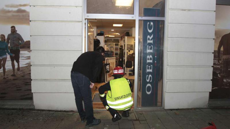  Nach dem Überfall ermittelt die Polizei wegen Landfriedensbruch