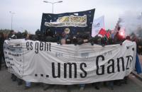 …ums Ganze! Smash Capitalism. Fight the G8 Summit (2007)