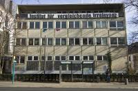 Institut für vergleichende Irrelevanz