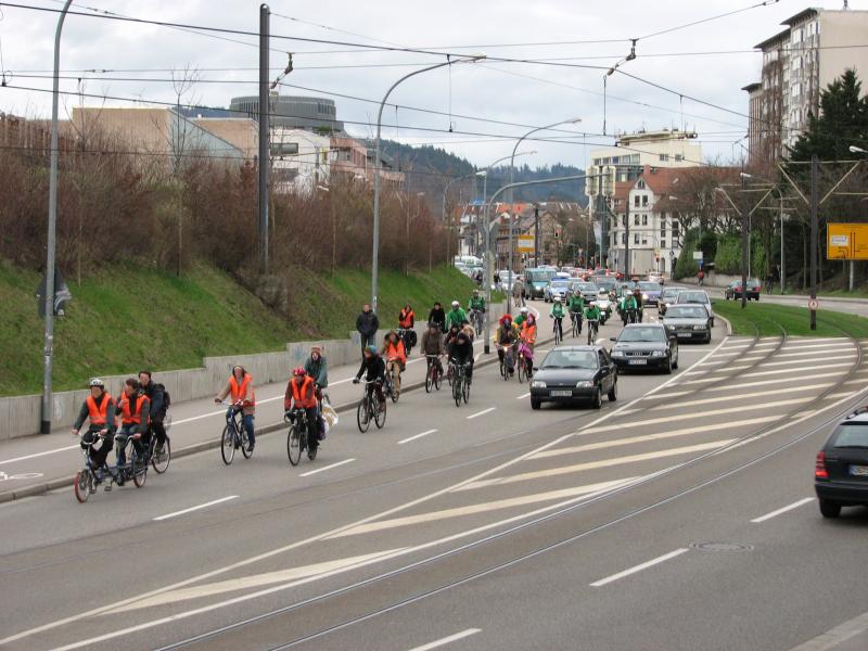 Critical Mass in der BAslerstraße