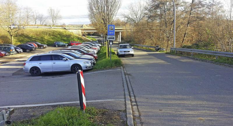 Der Pendlerparkplatz bei Riegel