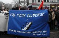 Demonstration gegen die “Titanic” im Januar 2006