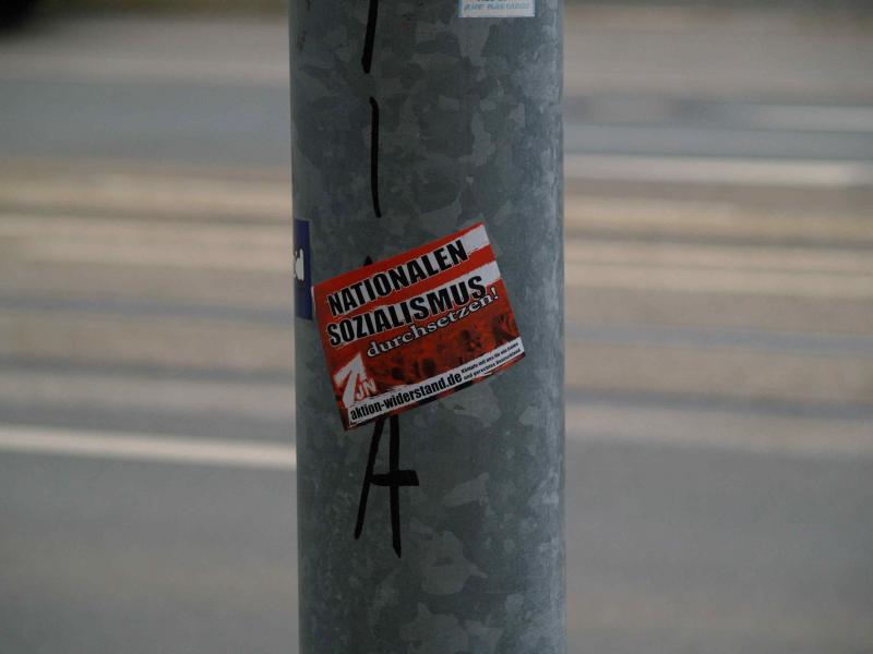 Nazipropaganda in Altenbochum13.5.2010 (Foto Azzoncao)