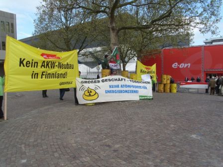 Protest gegen die EON Hauptversammlung 2012