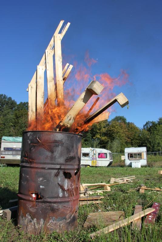 Die obligatorische Feuertonne