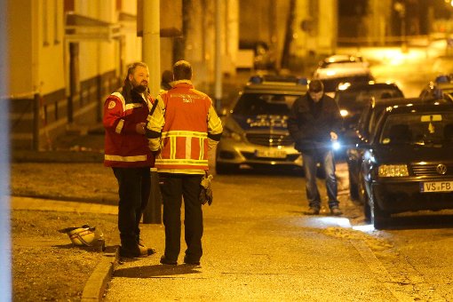 Ein verdächtiger Gegenstand hat vor der BEA in Villingen-Schwenningen für einen Polizeieinsatz gesorgt (7)