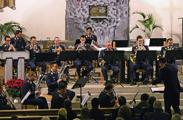 Seit 1994 tritt das Luftwaffenmusikkorps in Littenweiler auf (unser Foto stammt aus dem Jahr 2011)