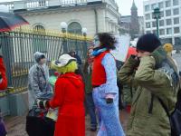 Clowns brought colours to the rainy weather on that day.