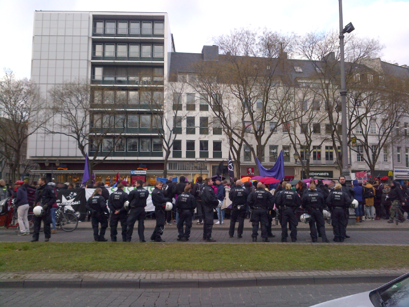 Köln: Tausende auf Demo gegen Sexismus und Rassismus 11