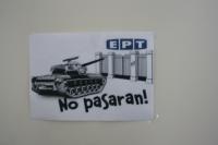 "No pasaran!"