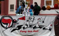 Fang den Hut, Dosenwerfen und Kegeln gegen reaktionäre Männerbünde