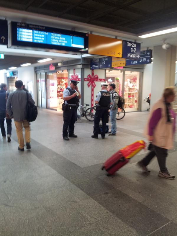 Rassistische Kontrollen an Dresdner Bahnhöfen im Minutentakt 3